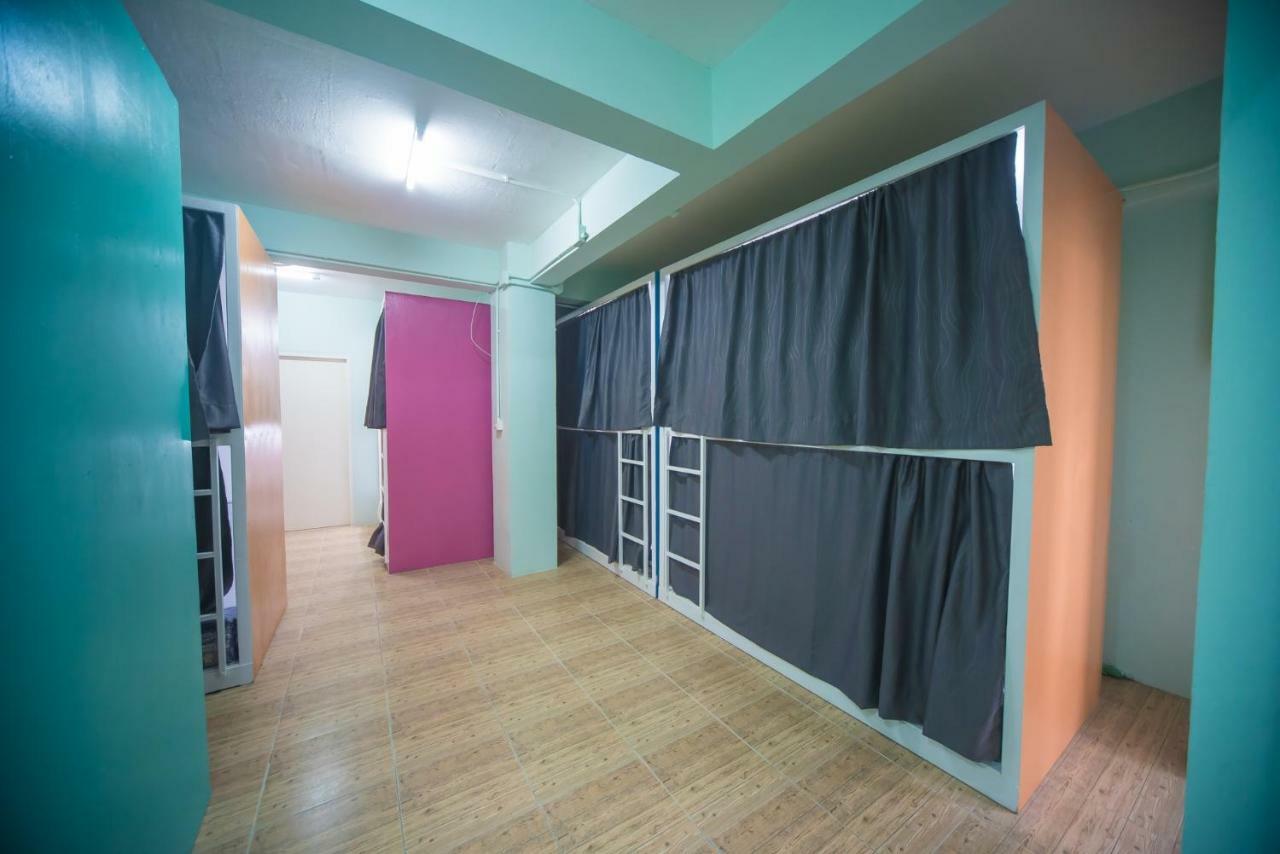Panda Hostel Phuket (Adults Only) Patong Exterior photo