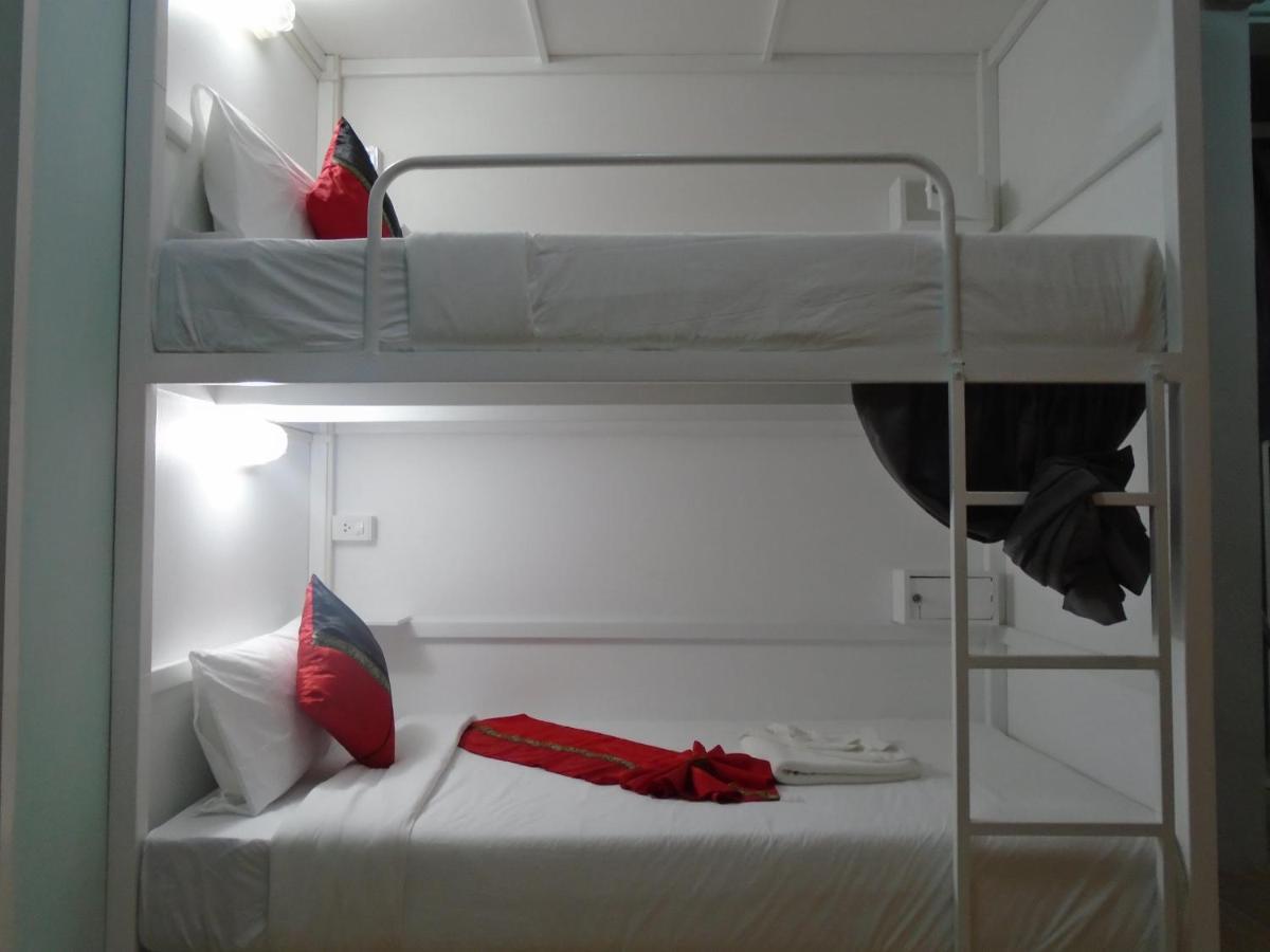 Panda Hostel Phuket (Adults Only) Patong Exterior photo